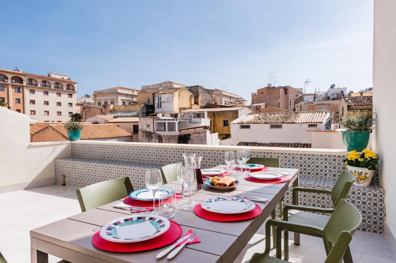 2 Soru Ortigia Holiday Home - Attico Con Terrazza Syracuse Bagian luar foto